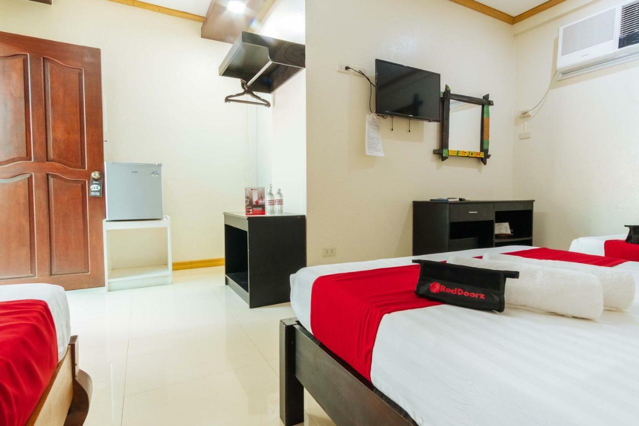 Reddoorz Premium Near Pristine Beach بويرتو برينسيسا المظهر الخارجي الصورة