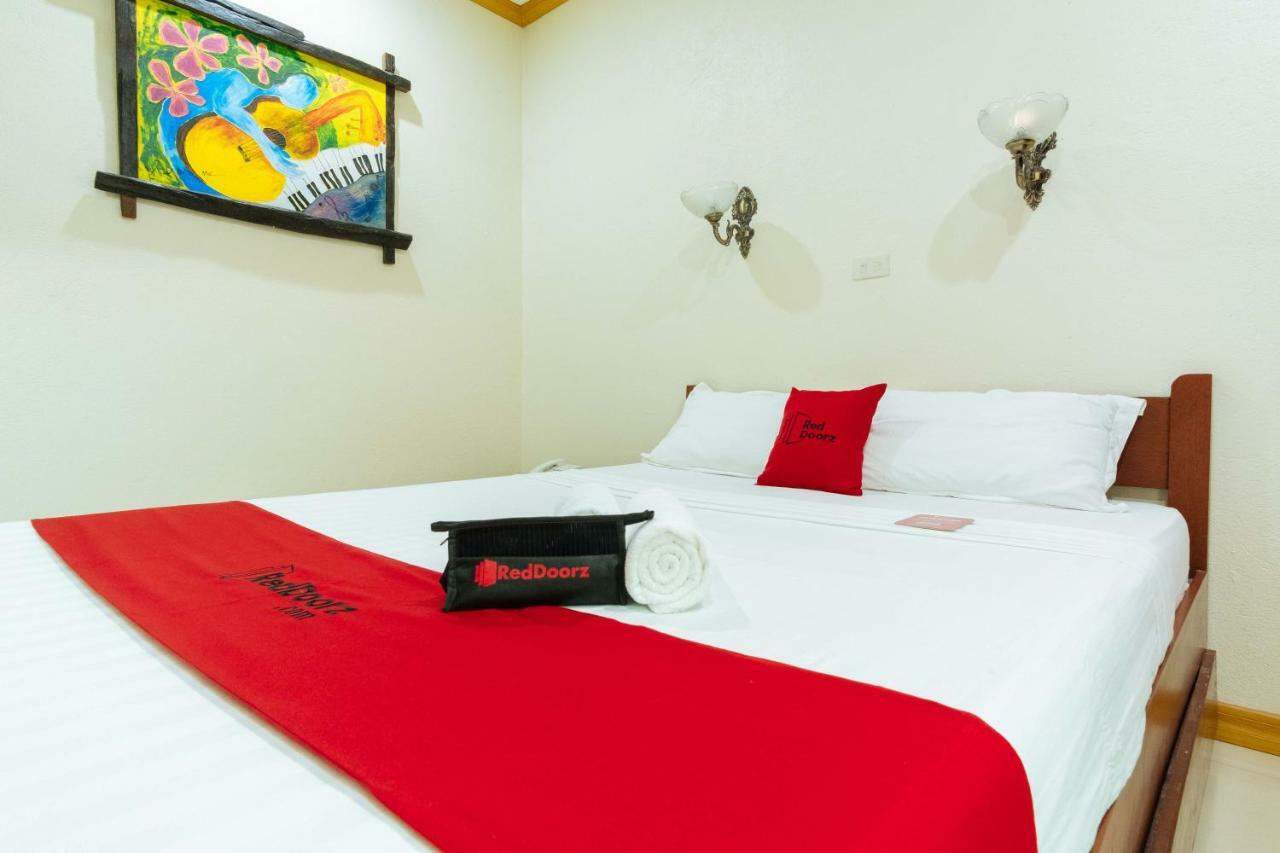 Reddoorz Premium Near Pristine Beach بويرتو برينسيسا المظهر الخارجي الصورة