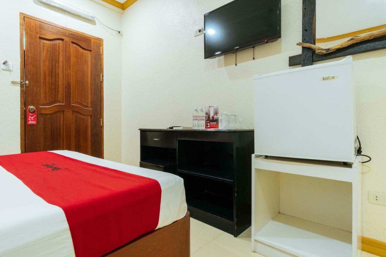 Reddoorz Premium Near Pristine Beach بويرتو برينسيسا المظهر الخارجي الصورة