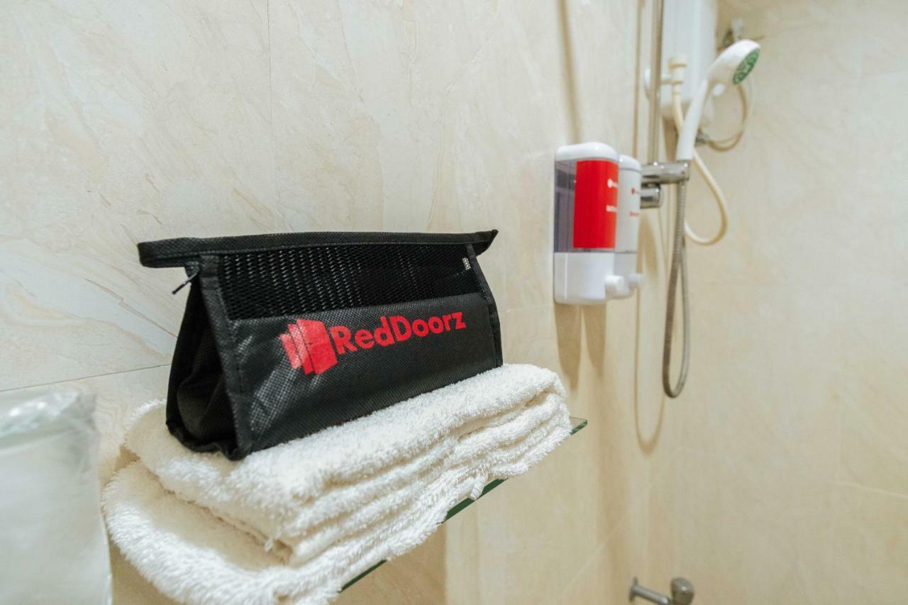 Reddoorz Premium Near Pristine Beach بويرتو برينسيسا المظهر الخارجي الصورة