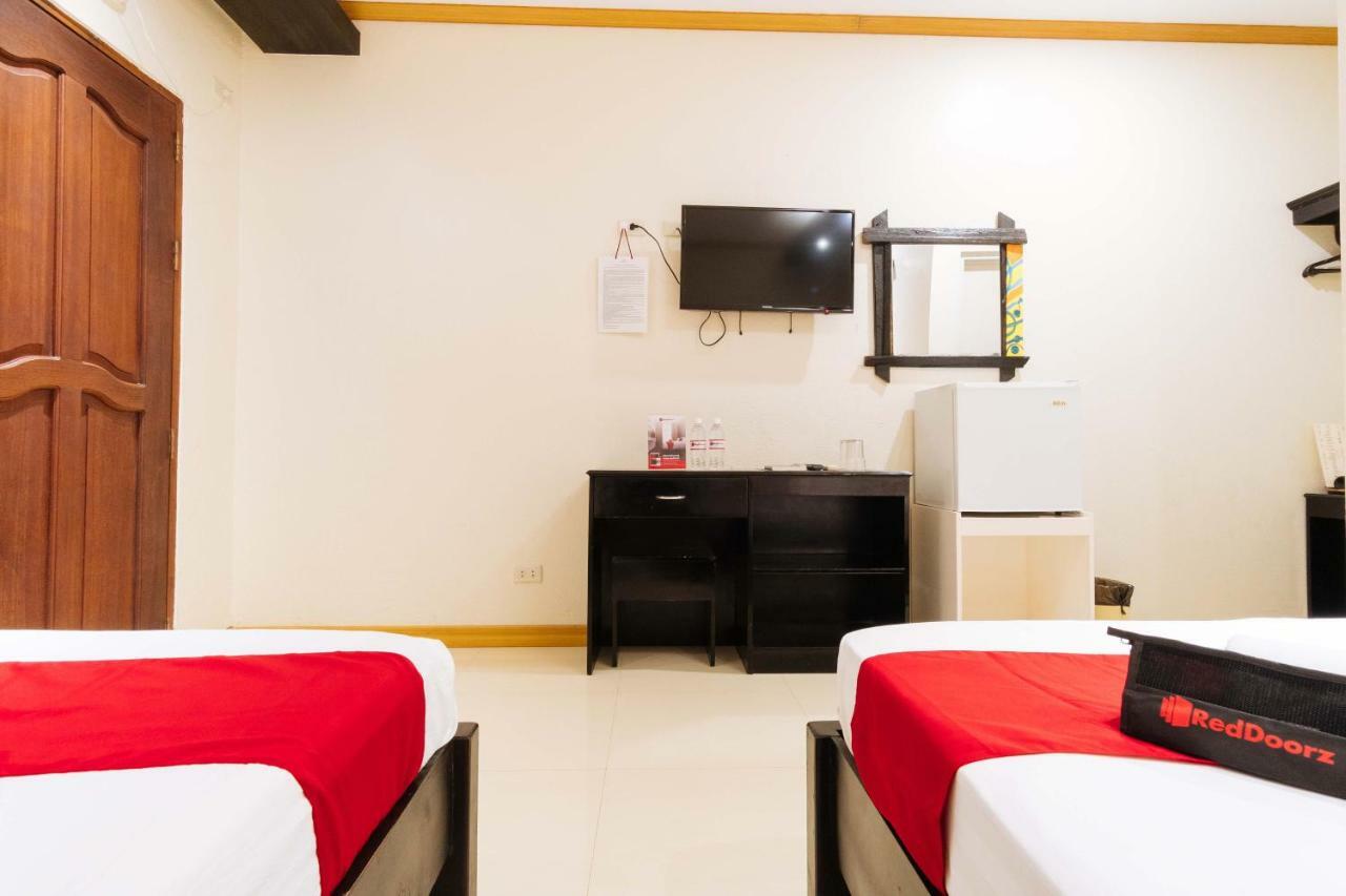 Reddoorz Premium Near Pristine Beach بويرتو برينسيسا المظهر الخارجي الصورة