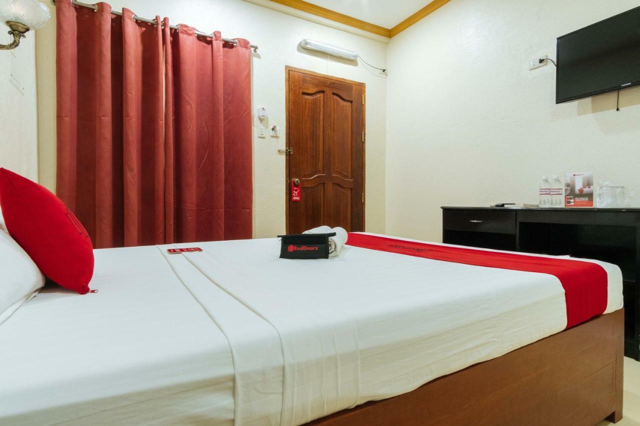 Reddoorz Premium Near Pristine Beach بويرتو برينسيسا المظهر الخارجي الصورة